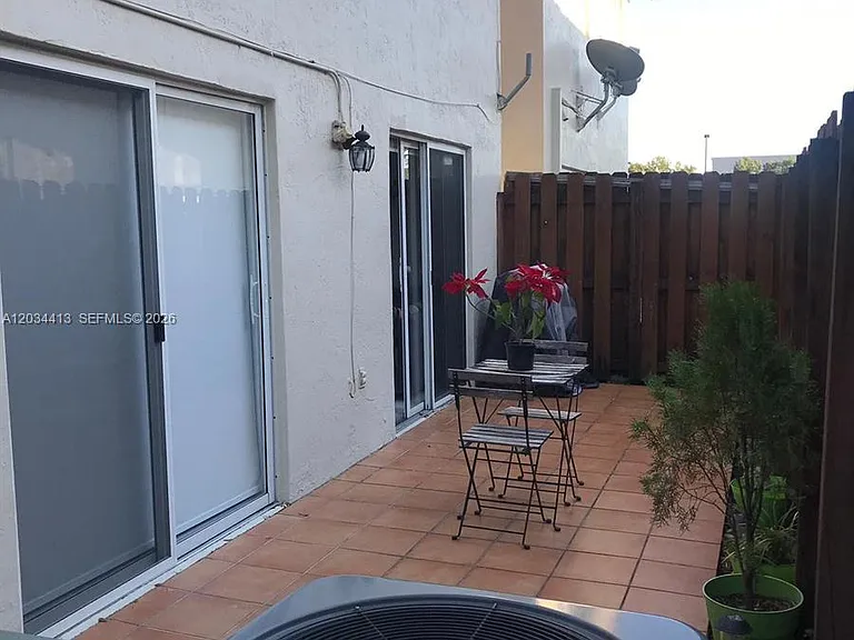 10813 NW 3rd Ct #2L — Photo 30