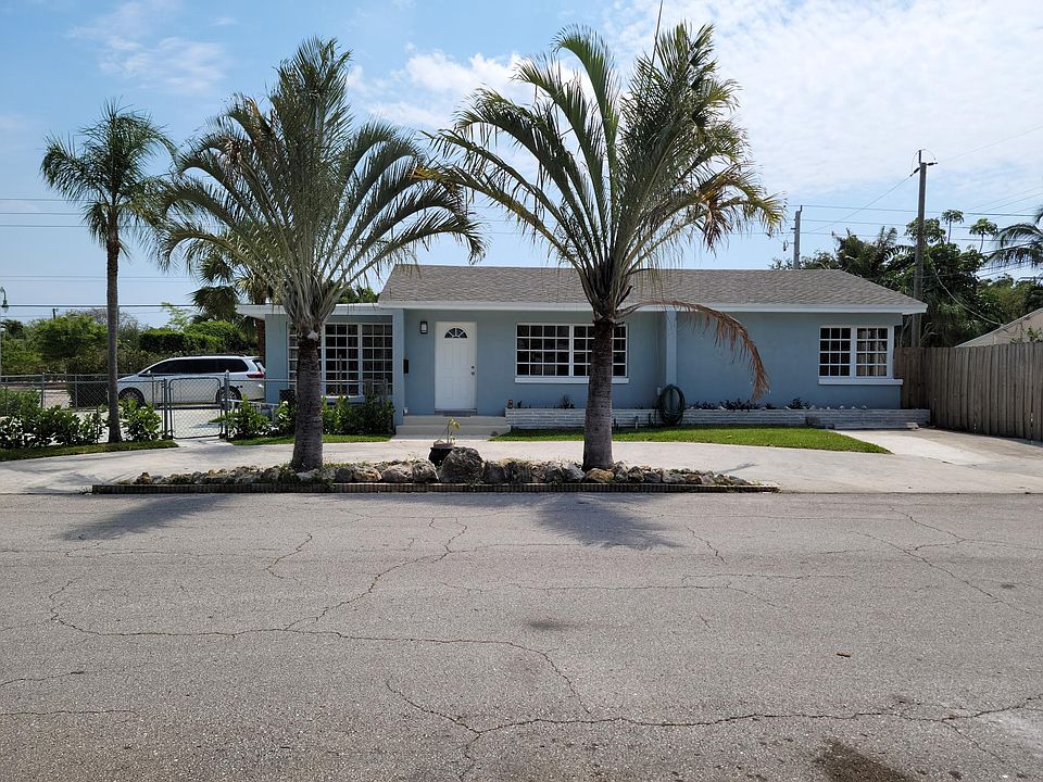 1st image of 308 Summa St