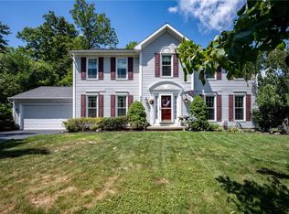 407 Macintosh Dr, Rochester, NY 14626