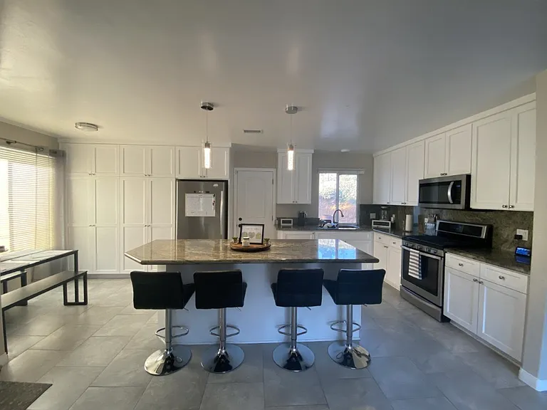 3113 Pine Ln — Photo 4