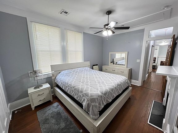 3rd image of 7834 Plum St #B