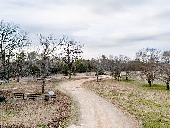 2nd image of 509 County Road 35985