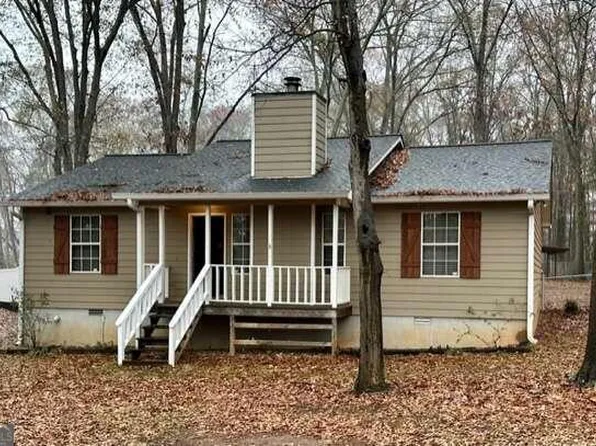 49 Ridgeway Dr, Danielsville, GA 30633