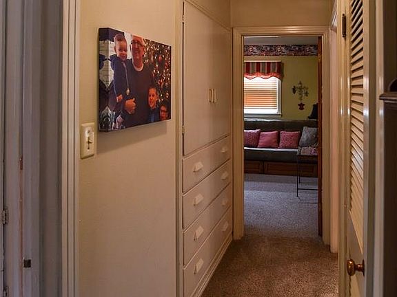 3rd image of 307 W Highland Ave