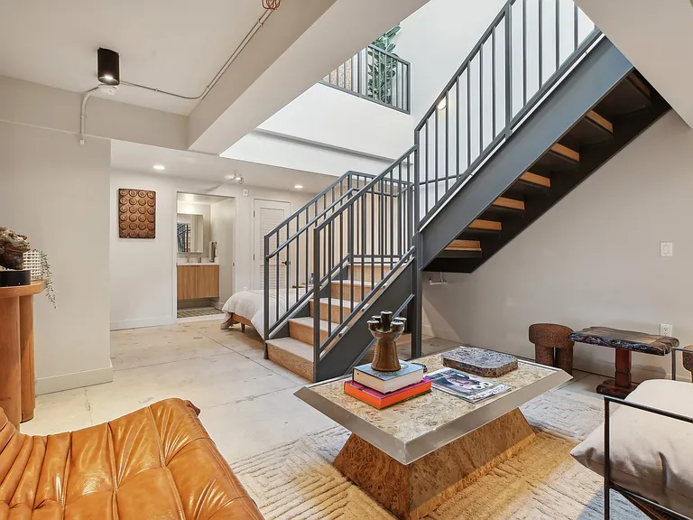 Harbor House Apartments — Photo 26