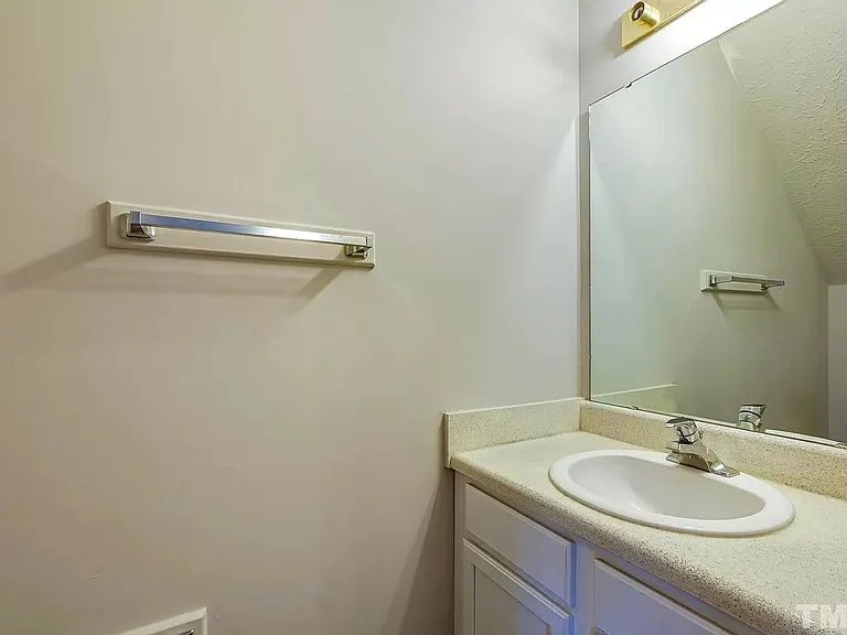 3615 Sana Ct — Photo 7