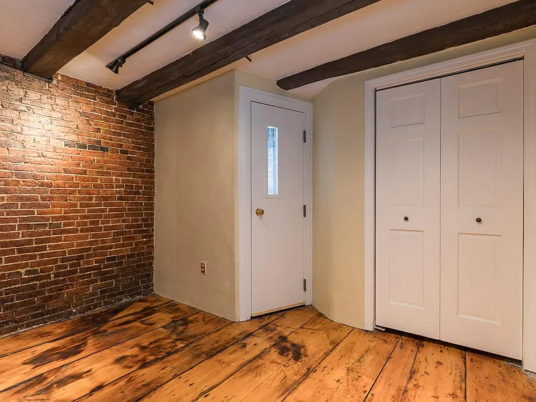 111 Market St #5 — Photo 18