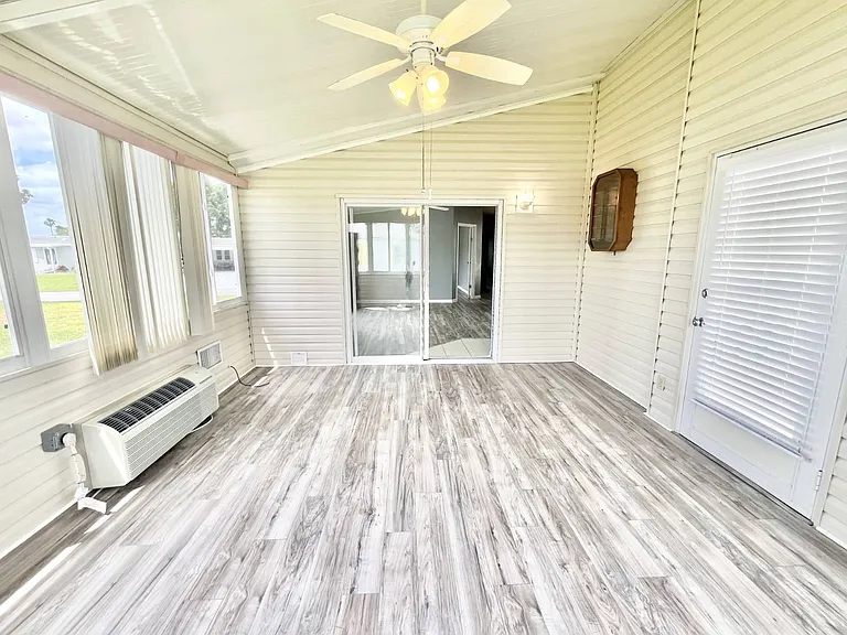 5498 Crane Feather Dr — Photo 36