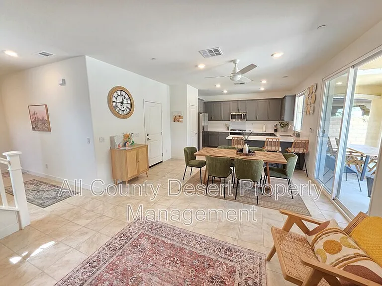 35460 Domani Dr — Photo 2
