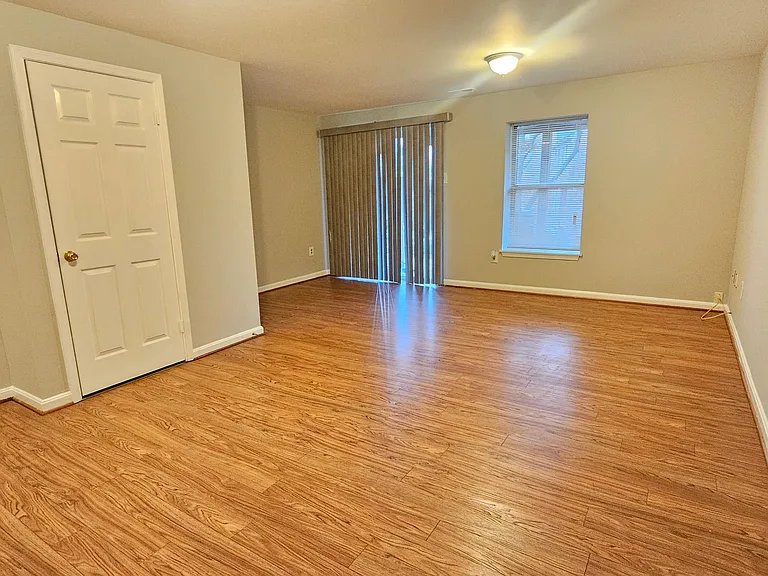 9510 Clocktower Ln — Photo 21