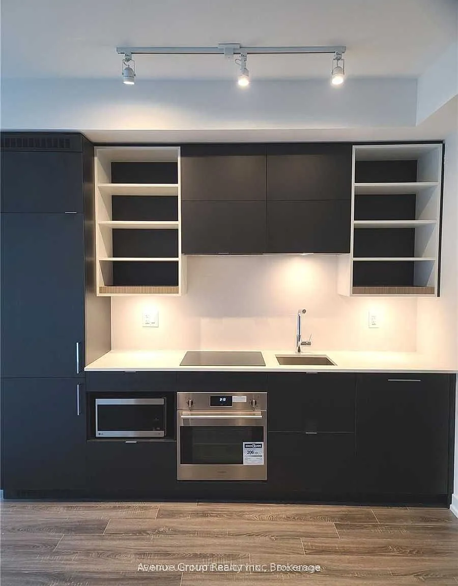 2 bed, $2,700 — Photo 3