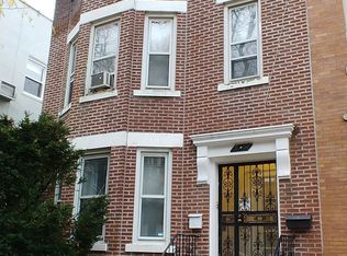 21-44 33rd St, Astoria, NY 11105
