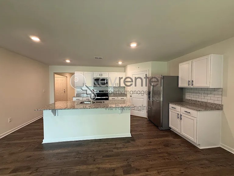 81 Draft St — Photo 3