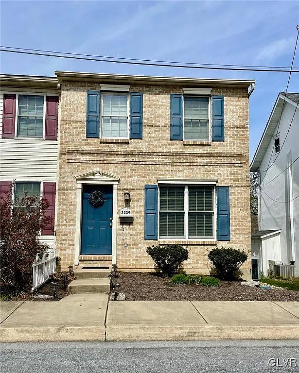 2339 Reading Rd photo 1