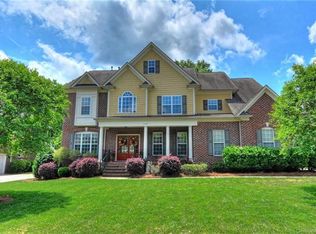 6203 Four Wood Dr, Matthews, NC 28104