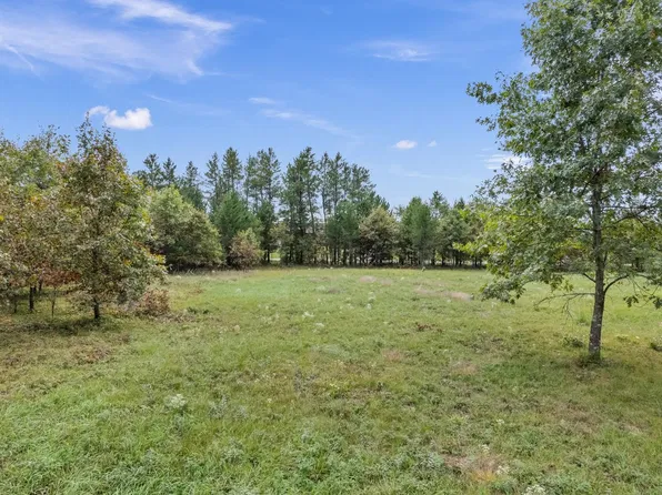 W5835 Waterstone Ln, New Lisbon, WI 53950