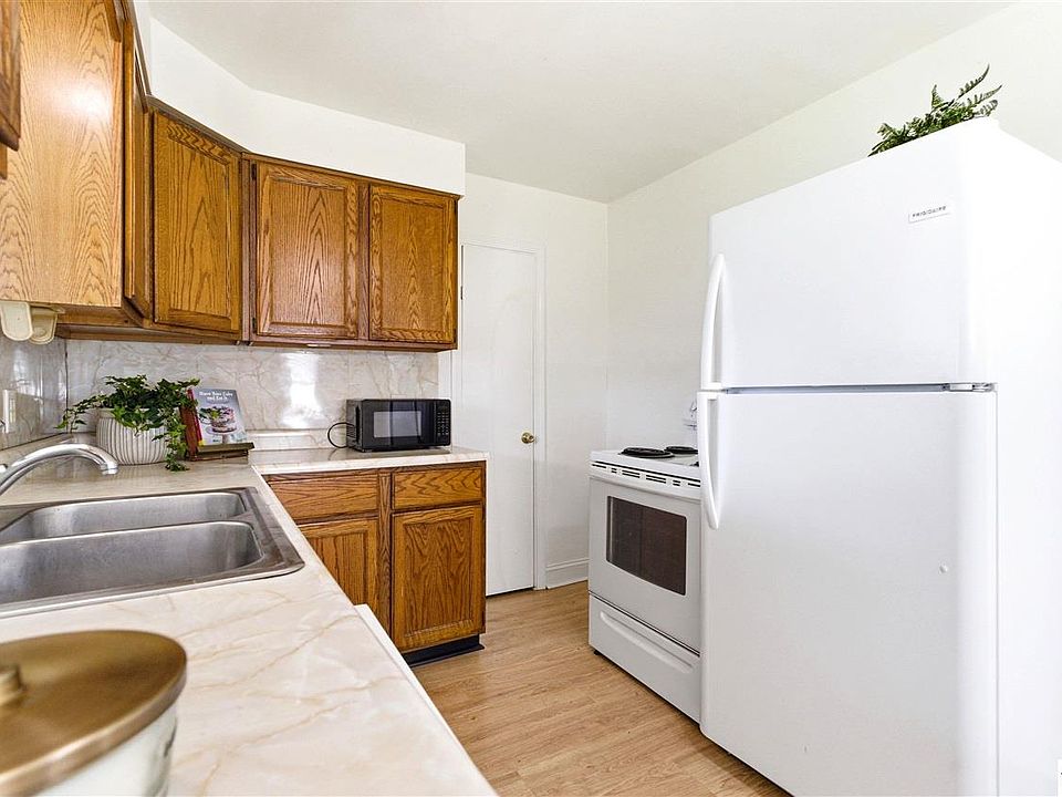 7495 Virginia Ave, Louisville, KY 40258 | Zillow