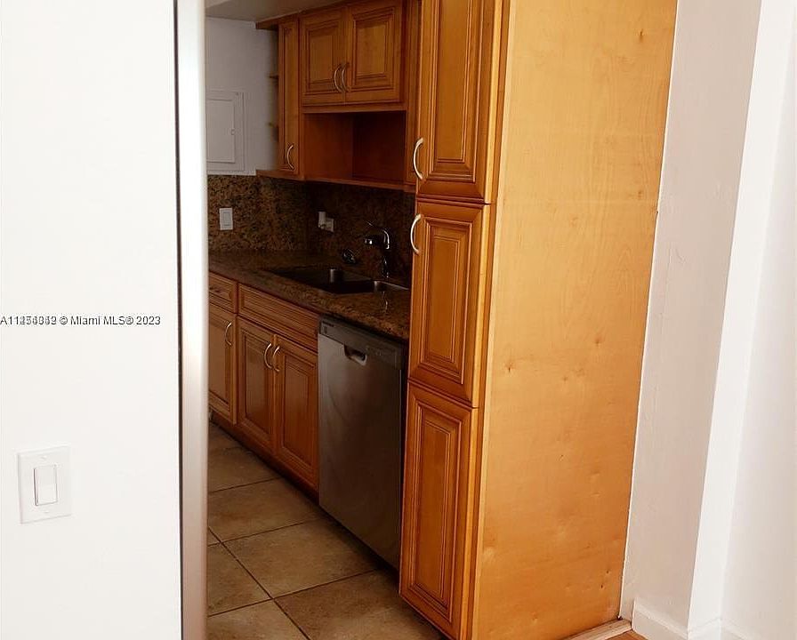 1st image of 1250 West Ave APT 9G