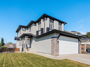 201 E Crystalridge Rise, Okotoks, AB T1S 1W6