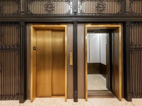 366 Broadway image 20 of 22