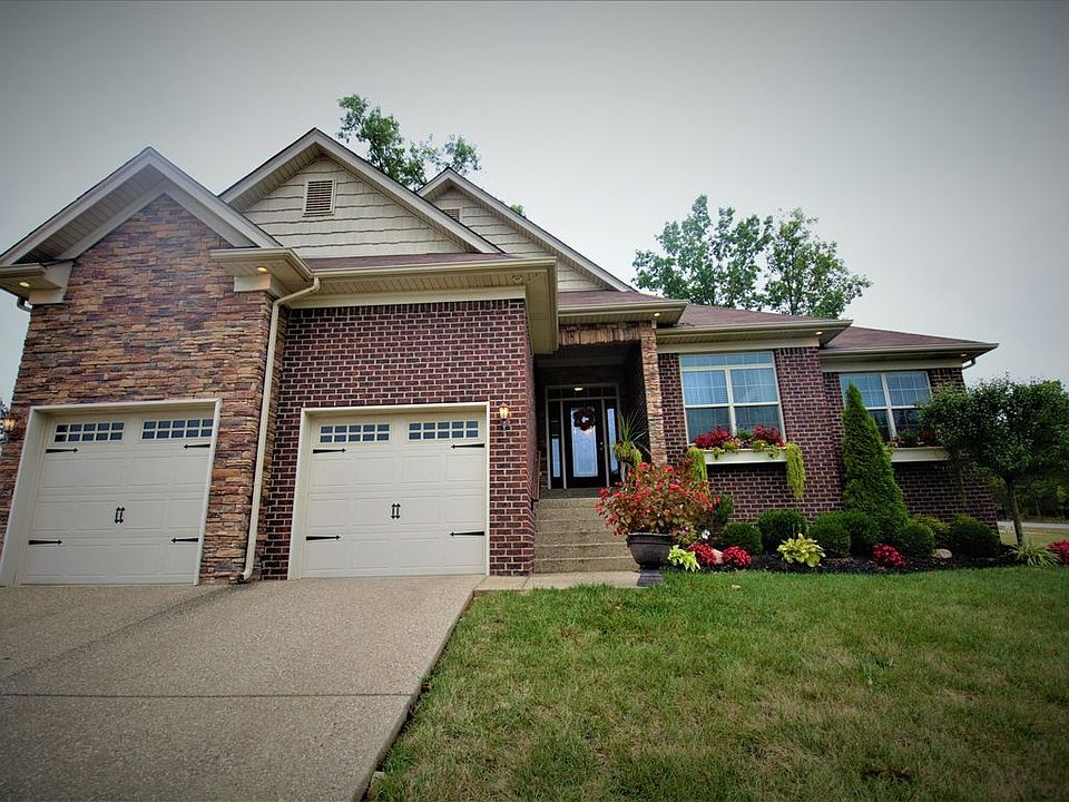 1st image of 117 Hidden Falls Dr