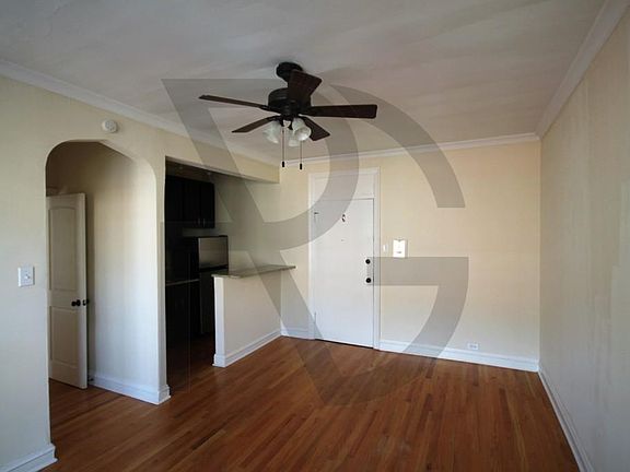 3rd image of 4614 N Paulina St #4614306