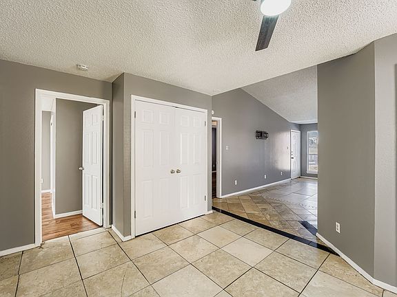 4th image of 1913 W Loop APT C