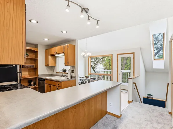 3062 Lake Shore Dr, Minneapolis, MN 55416