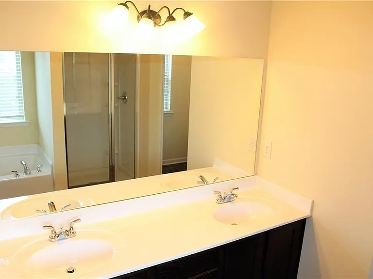 Riverdance Dr NW — Photo 9