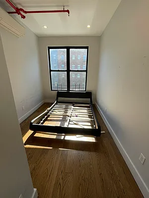 Rented by Delmark Realty LLC | media 14
