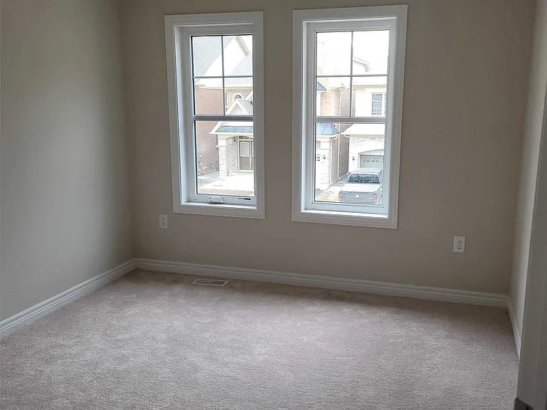 113 Finegan Cir — Photo 14