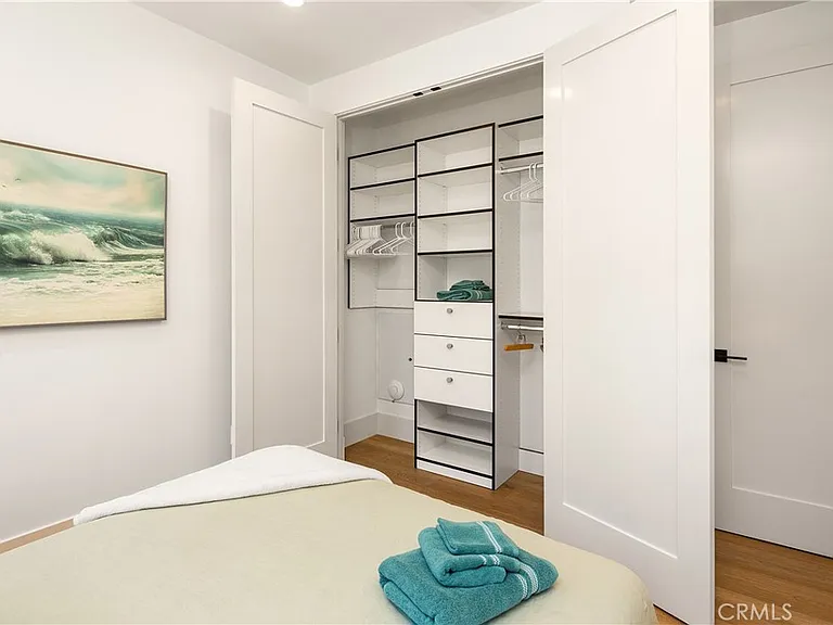 565 B Fern St #B — Photo 15