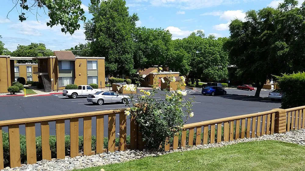 Evergreen Commons — Photo 1