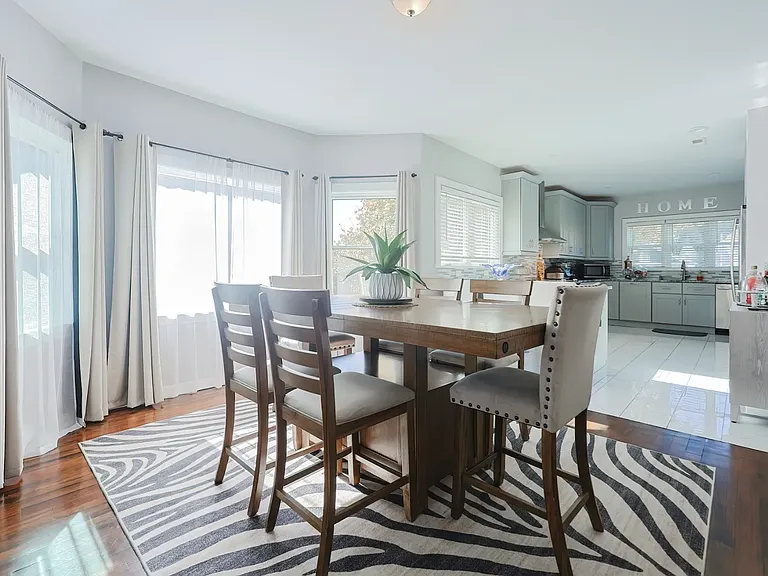 41 Liberty Hill Ave #2 — Photo 5
