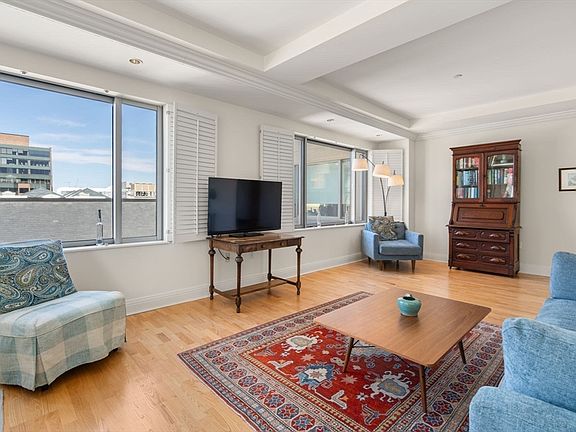 2nd image of 1 Huntington Ave APT 807
