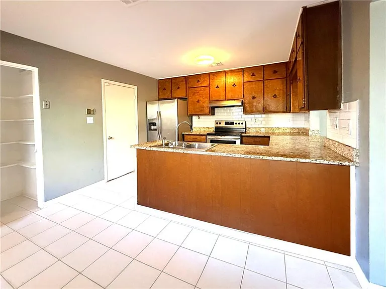 3166 Big Springs Ct — Photo 7