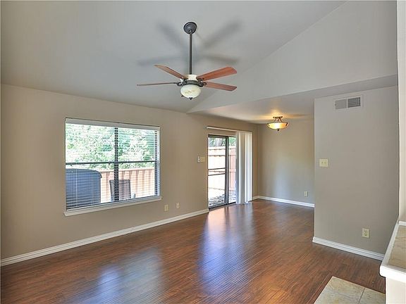 5th image of 5706 Cedar Creek Dr