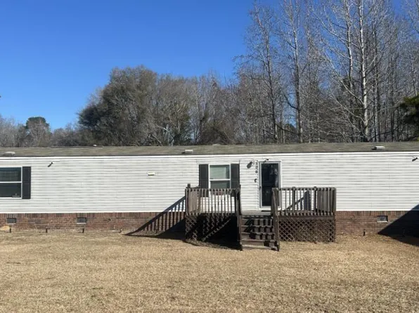 366 Nestle Down Ln, Sellers, SC 29592