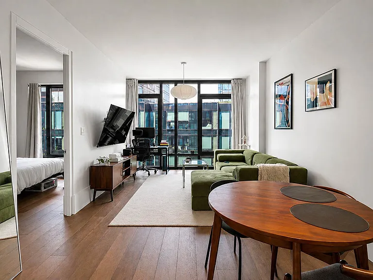 429 Kent Ave #638 — Photo 26
