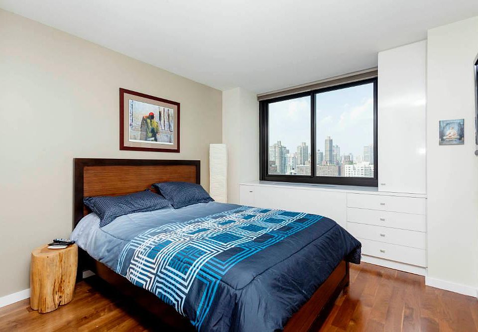 1st image of 515 E 72nd St APT 17A
