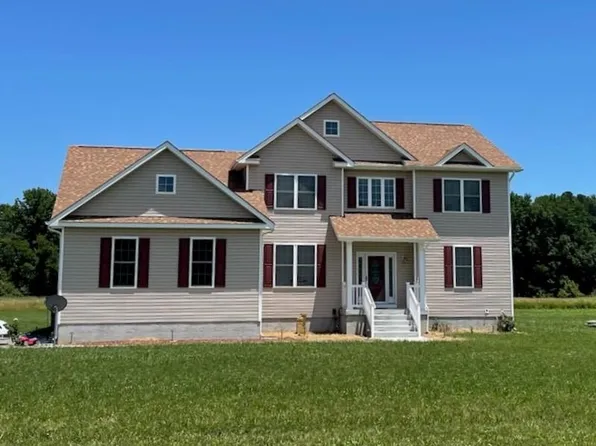 47 Safe Harbor Lndg, Hague, VA 22469