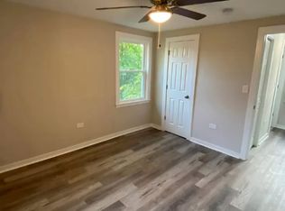 935 W 123rd St, Calumet Park, IL 60827