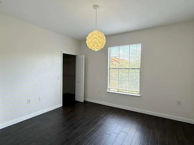 6133 Metrowest Blvd #105 — Photo 47