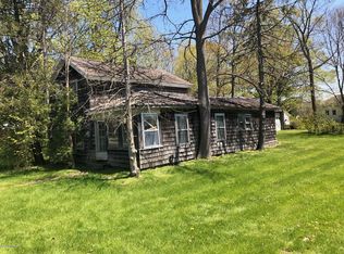 300 E Delaware St, Decatur, MI 49045