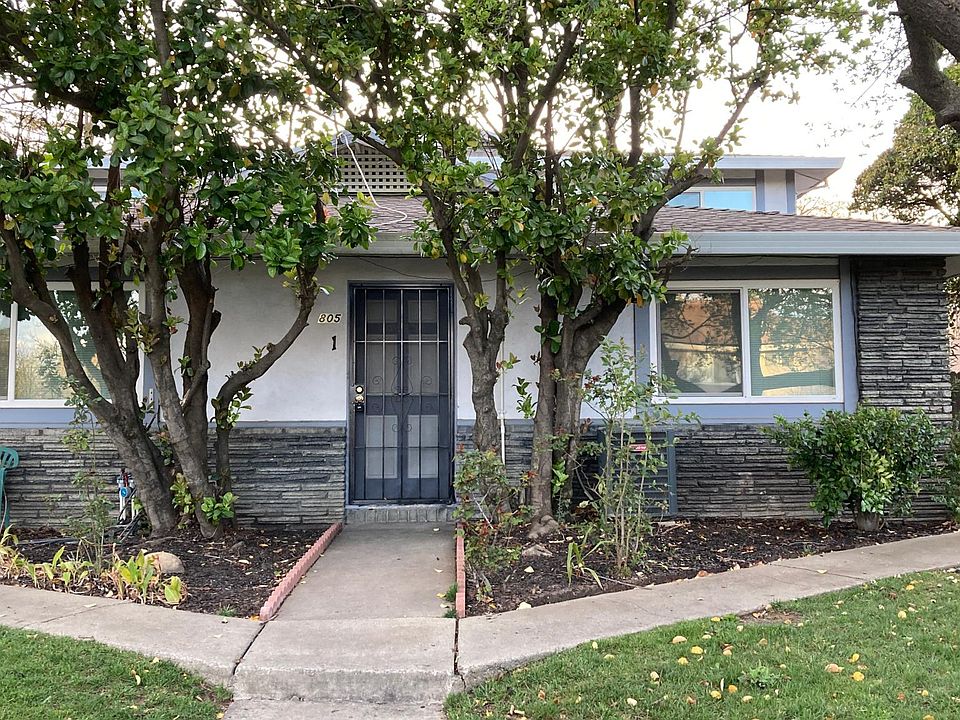 1st image of 805 Carro Dr #1
