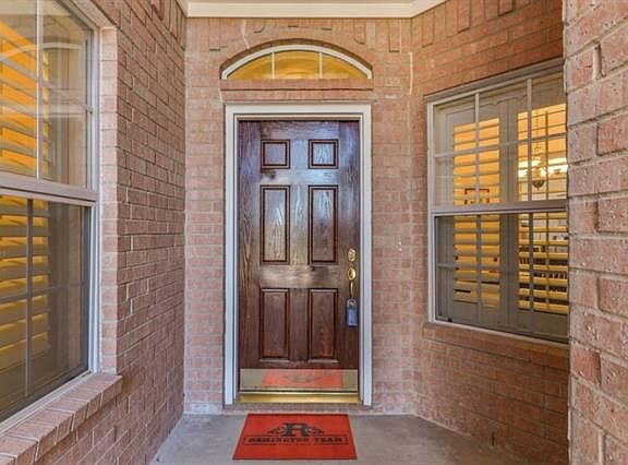 4th image of 351 Mesquite Hill Dr