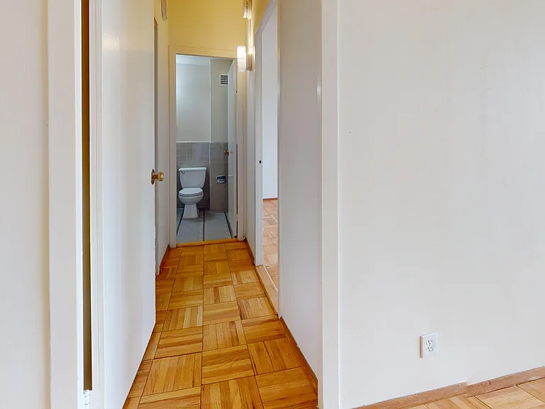Parkmerced Apartments — Photo 32