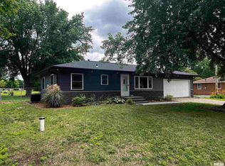 13386 Cedar St, Manito, IL 61546