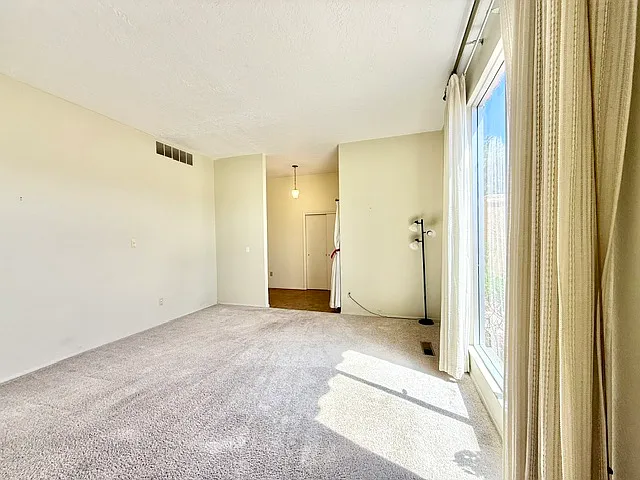 3201 La Ronda Pl NE — Photo 11