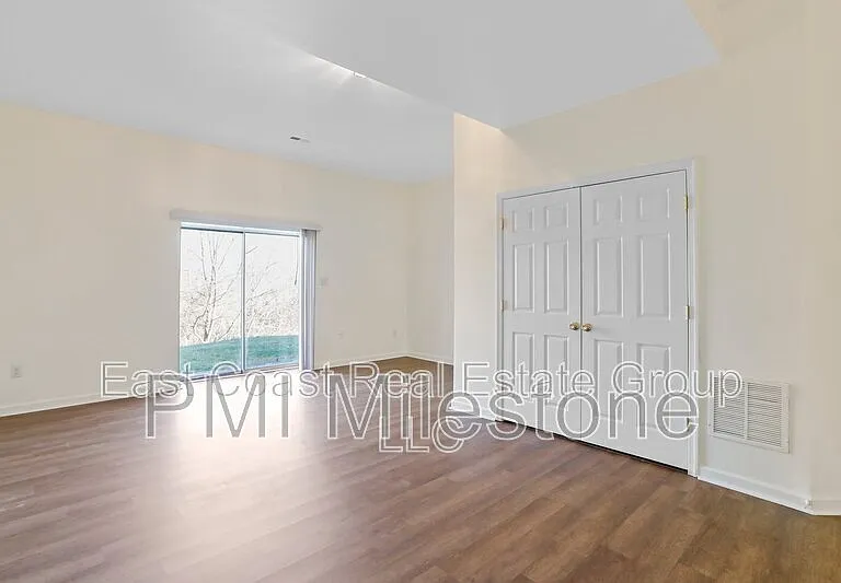 91 Grindstone Dr — Photo 5